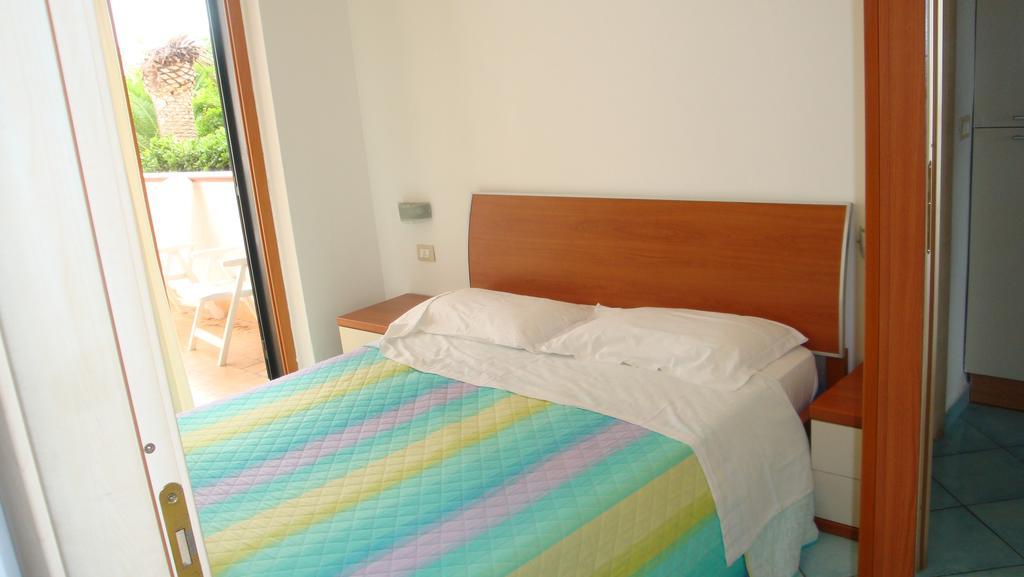 Ischia Uno Residence Forio  Room photo