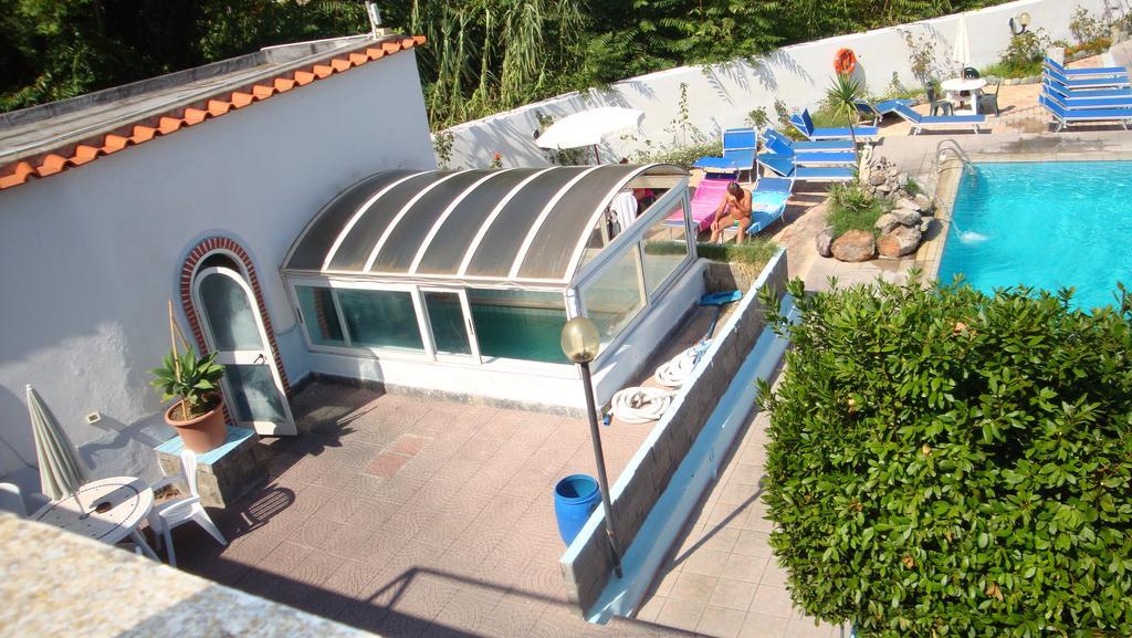 Ischia Uno Residence Forio  Room photo