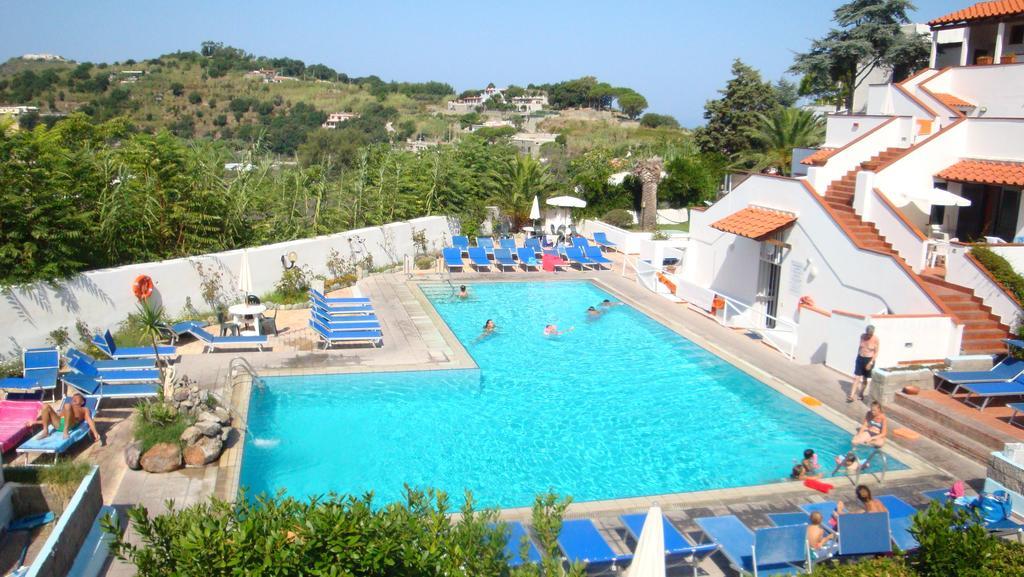 Ischia Uno Residence Forio  Exterior photo