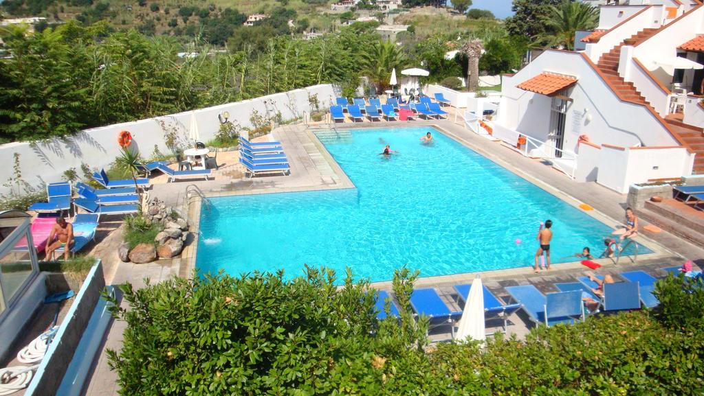 Ischia Uno Residence Forio  Exterior photo
