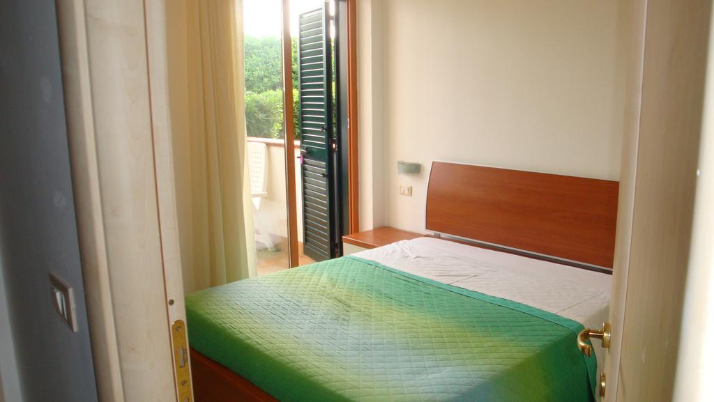 Ischia Uno Residence Forio  Room photo